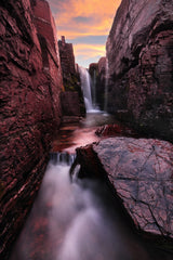 Waterfall passage Poster och Canvastavla
