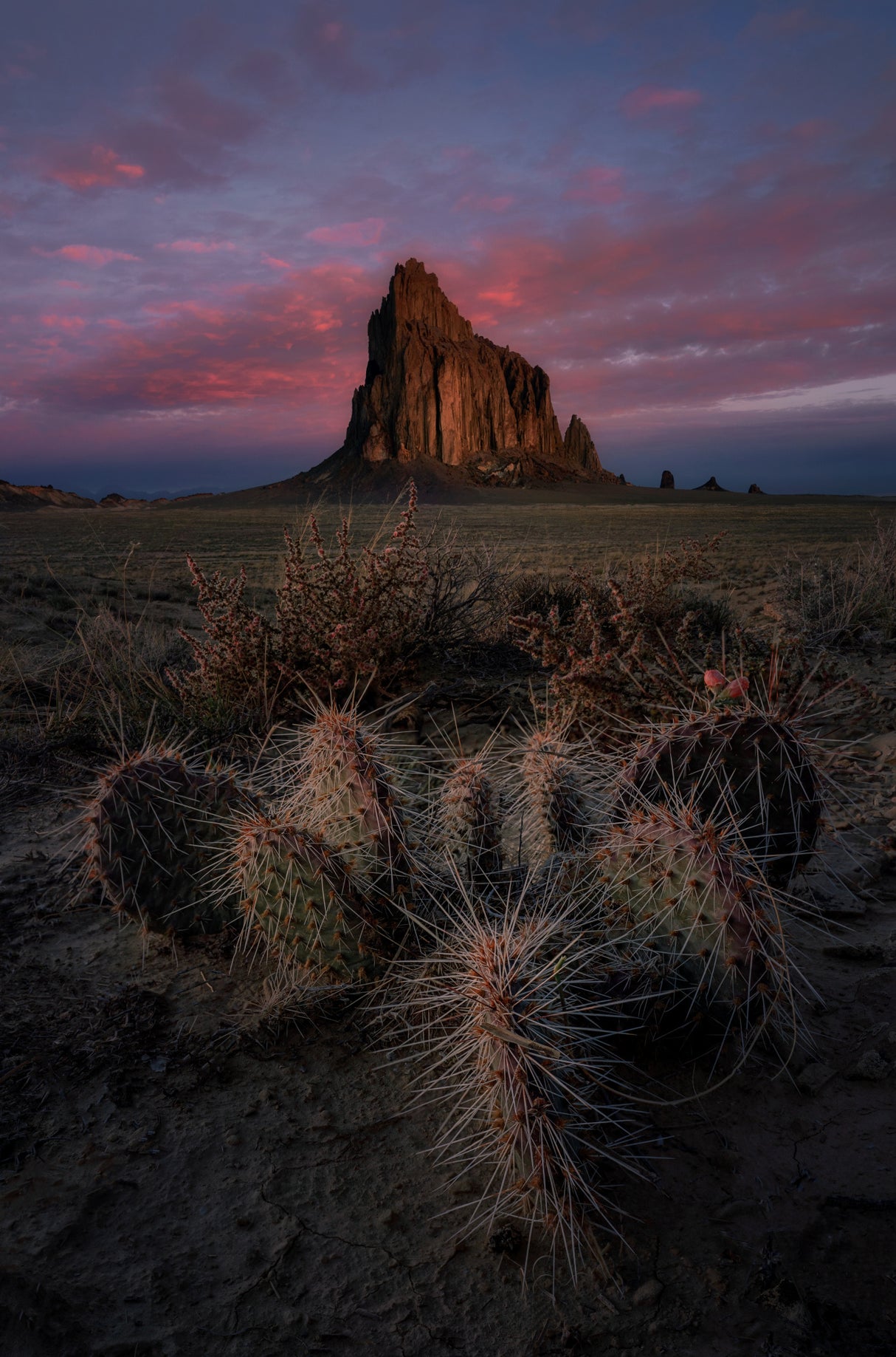 Sunrise at Shiprock Poster och Canvastavla