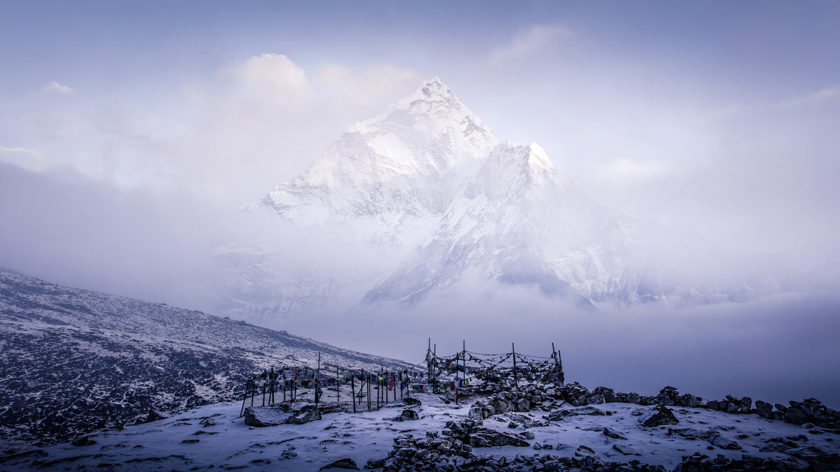 Ama Dablam 《雪域巅峰》 Poster och Canvastavla