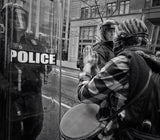Stand off Poster och Canvastavla