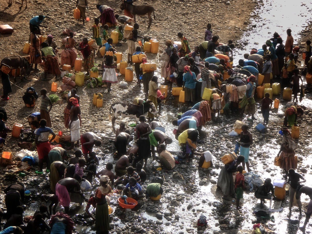this is all we need: water! Southern Ethiopia (2) Poster och Canvastavla