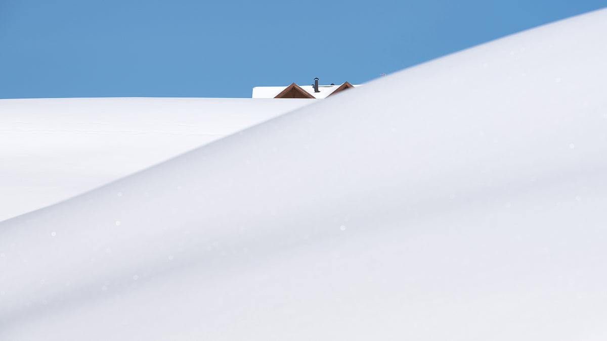 Mountain Hotel Poster och Canvastavla