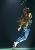 underwater artistic portrait shooting Poster och Canvastavla