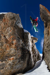 In Between the Rocks Poster och Canvastavla