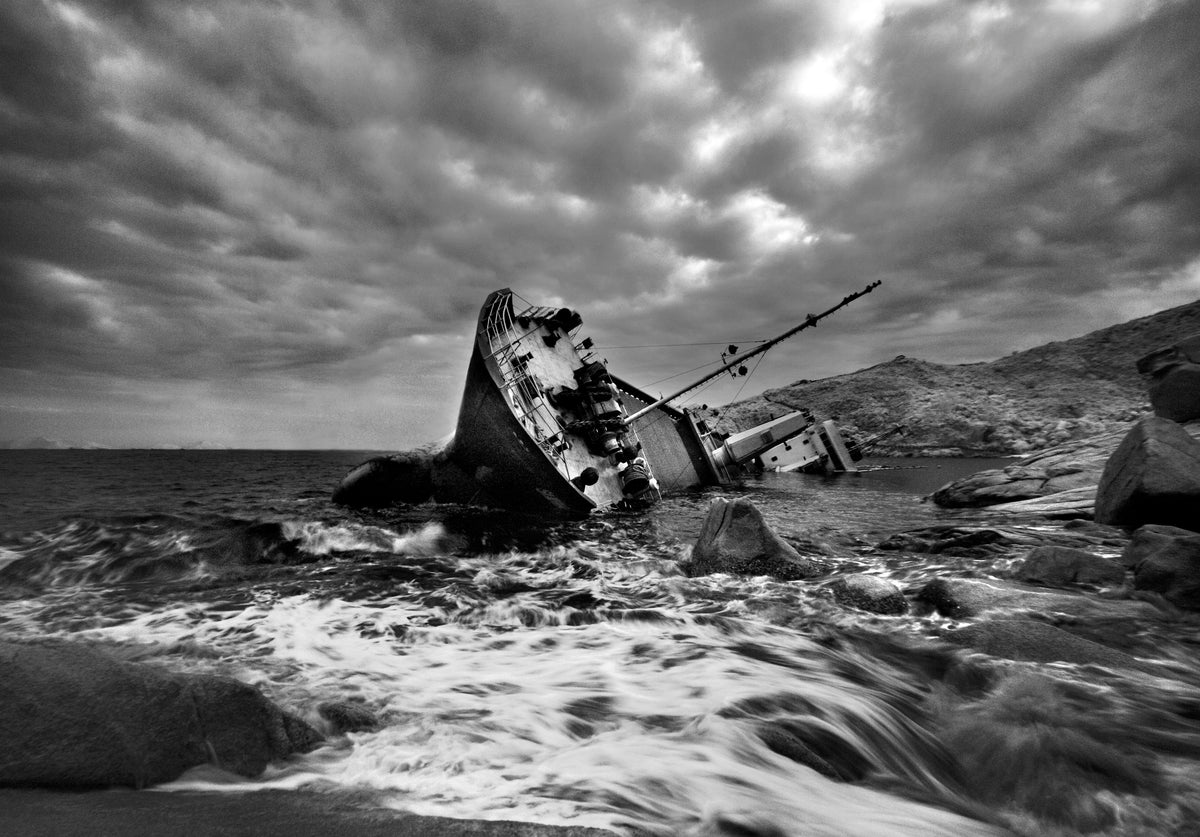 Capsized Poster och Canvastavla