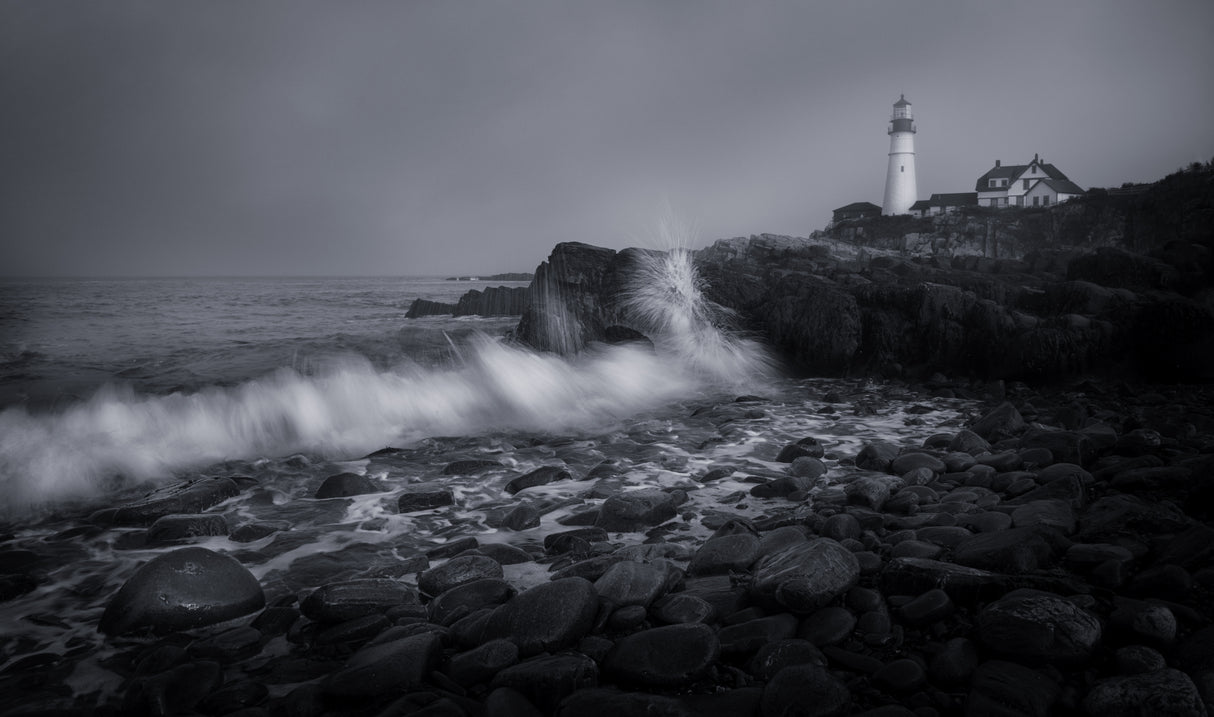 Waves Around The Lighthouse Poster och Canvastavla