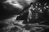 STORM IN RIOMAGGIORE Poster och Canvastavla