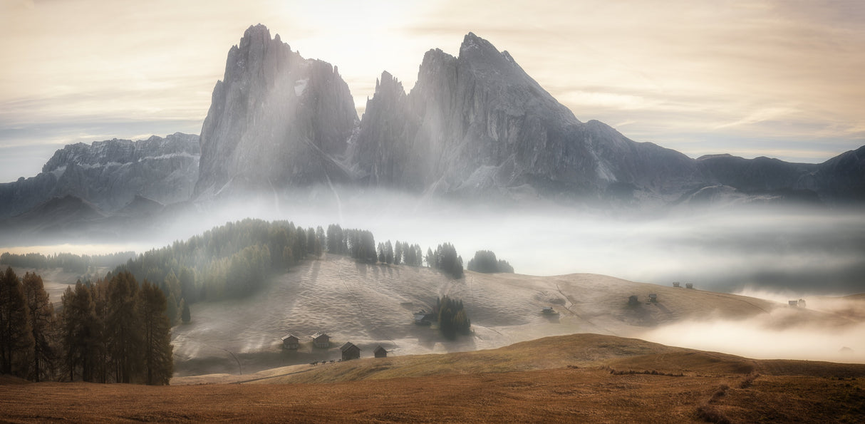 Misty Mountains Poster och Canvastavla
