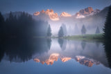 Mysterious morning by the lake Poster och Canvastavla