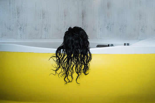 Mujer bañándose Poster och Canvastavla