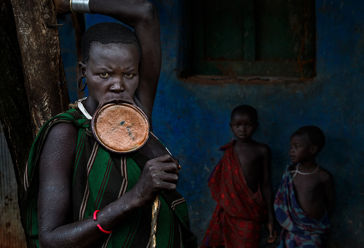 Surma tribe woman-I - Ethiopia Poster och Canvastavla