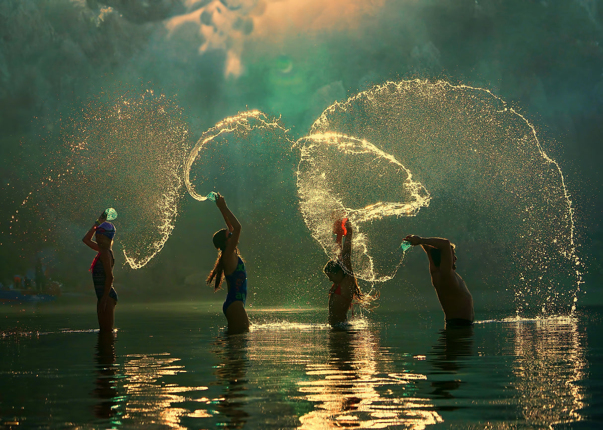 Water games Poster och Canvastavla