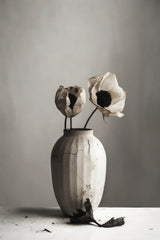 White Ceramic No 2 Poster och Canvastavla