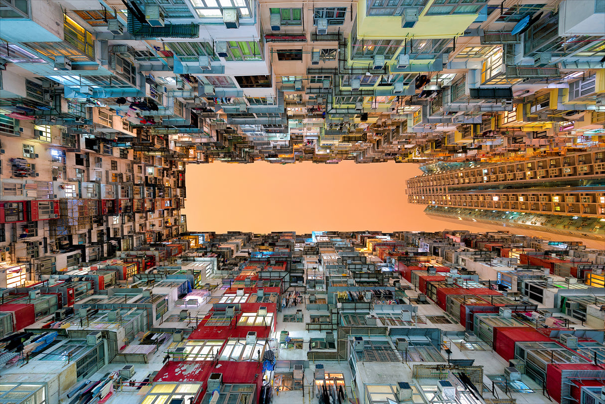 Crowded spaces Poster och Canvastavla