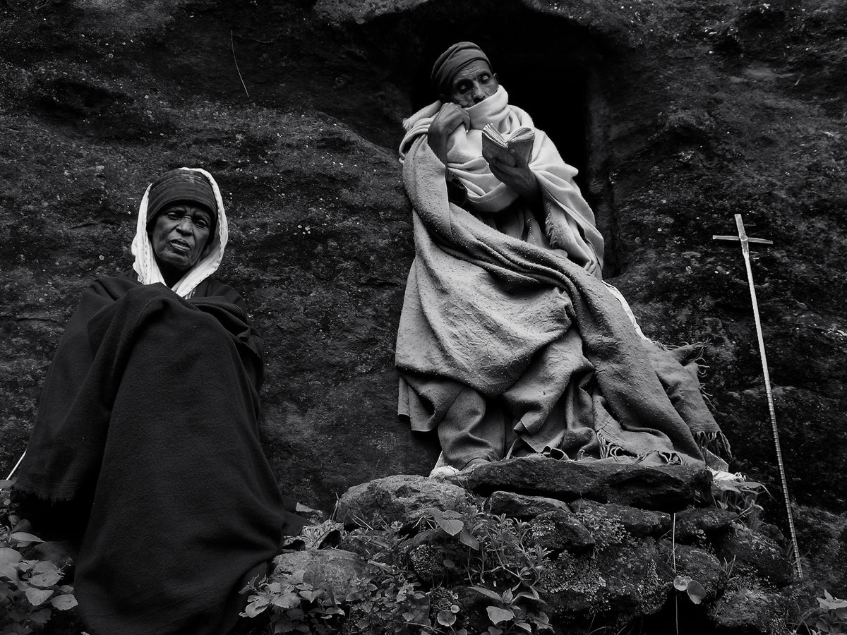 Lalibela pilgrims Poster och Canvastavla