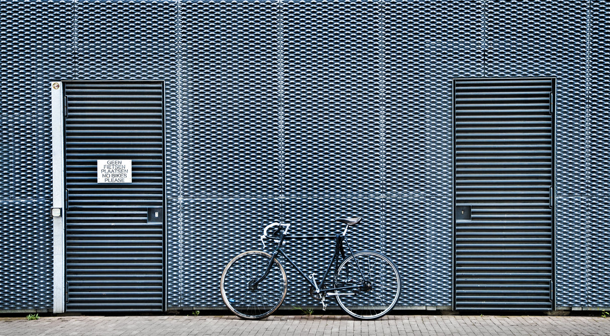 no bikes please Poster och Canvastavla
