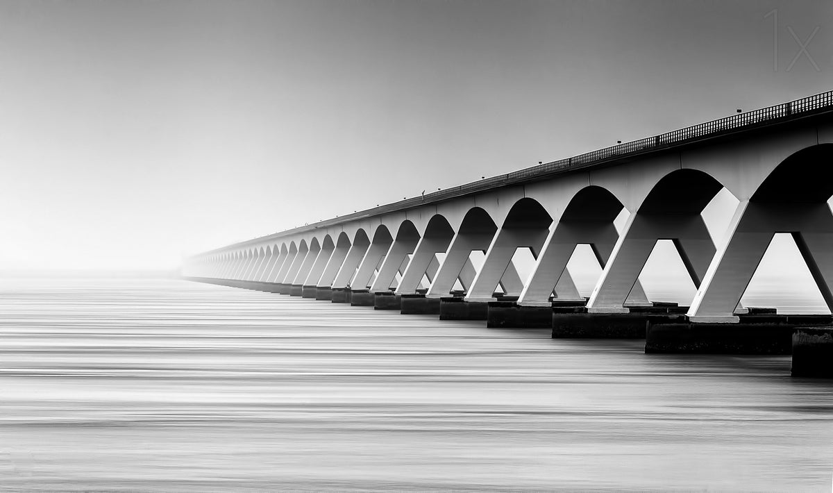 The Endless Bridge Poster och Canvastavla