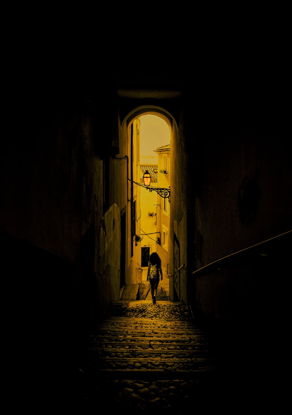 Walking in Golden Hour Poster och Canvastavla