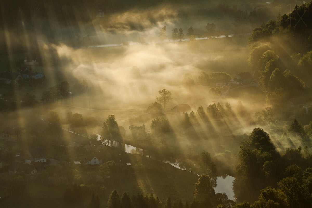 Mist,Light And Silence. Poster och Canvastavla