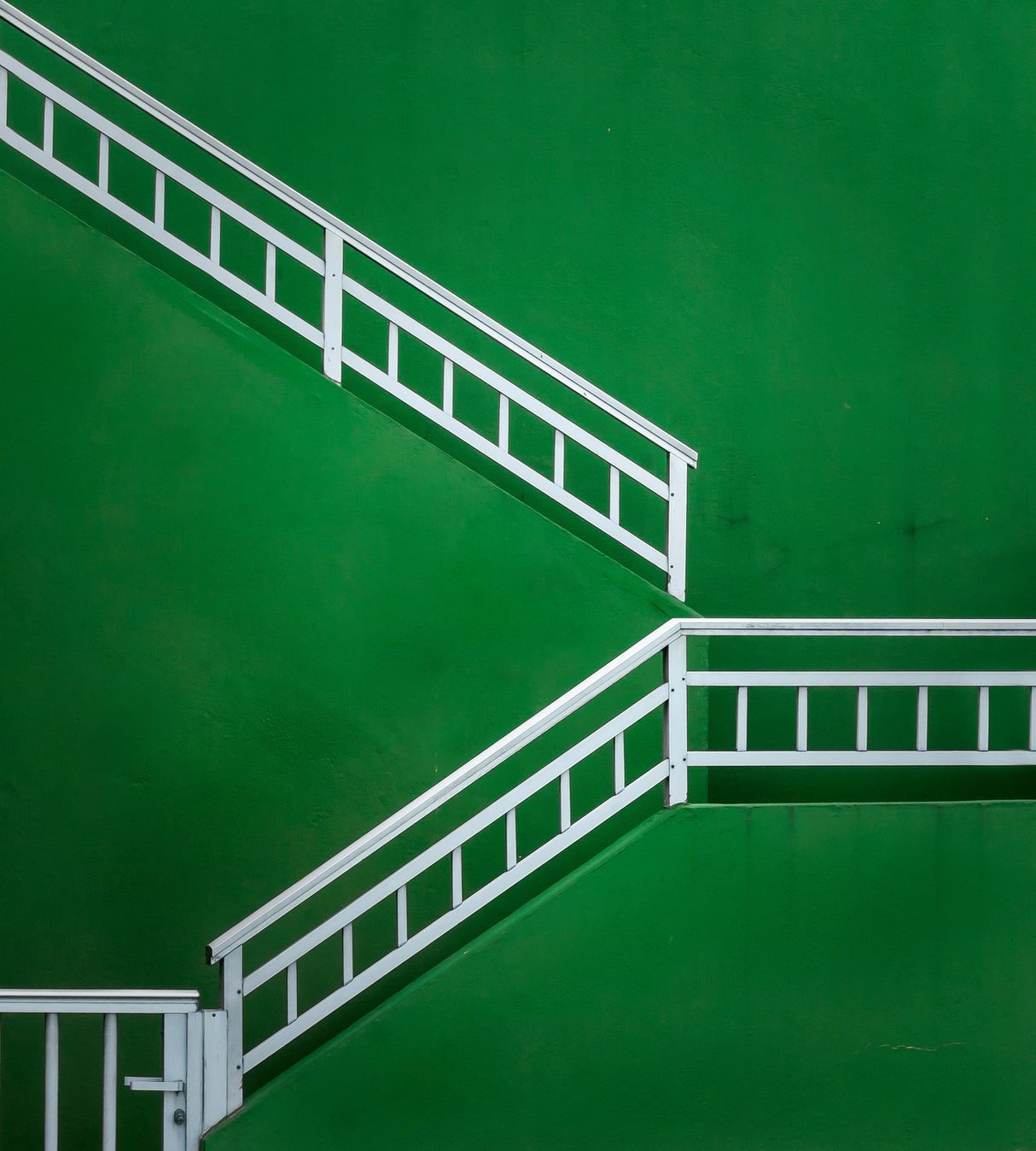Green Staircase Poster och Canvastavla