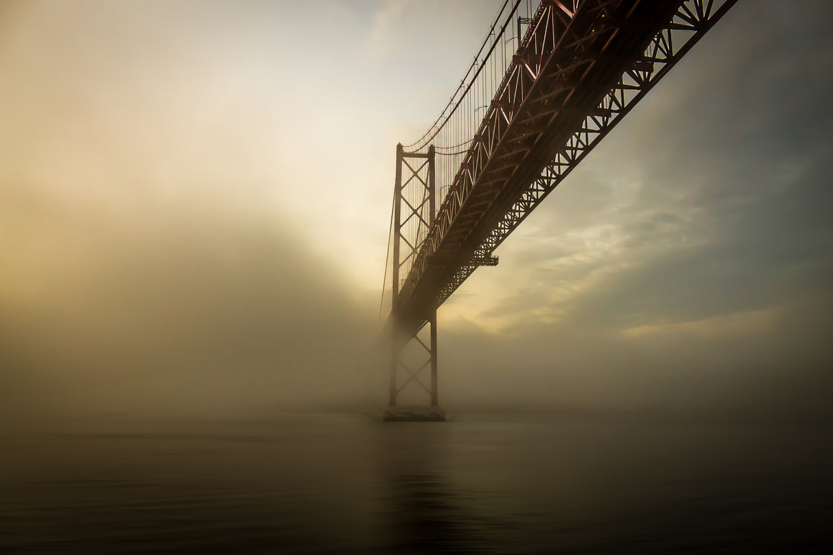 Fading Bridge... Poster och Canvastavla
