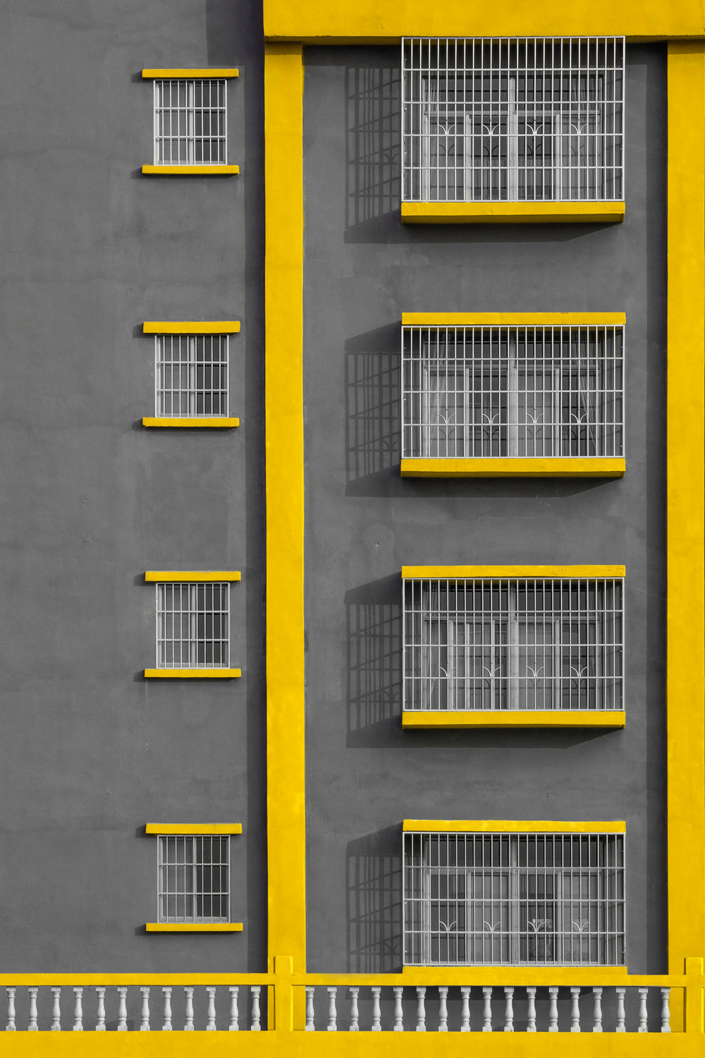 Yellow lines Poster och Canvastavla