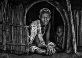 Laarim ethnic mother and child at home. Poster och Canvastavla