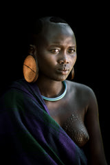 Suri tribes girl Poster och Canvastavla