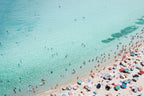 Busy Beach Poster och Canvastavla