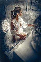 In the music of light Poster och Canvastavla