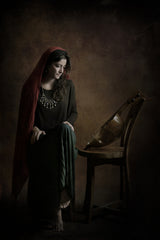 Looking at the child Poster och Canvastavla