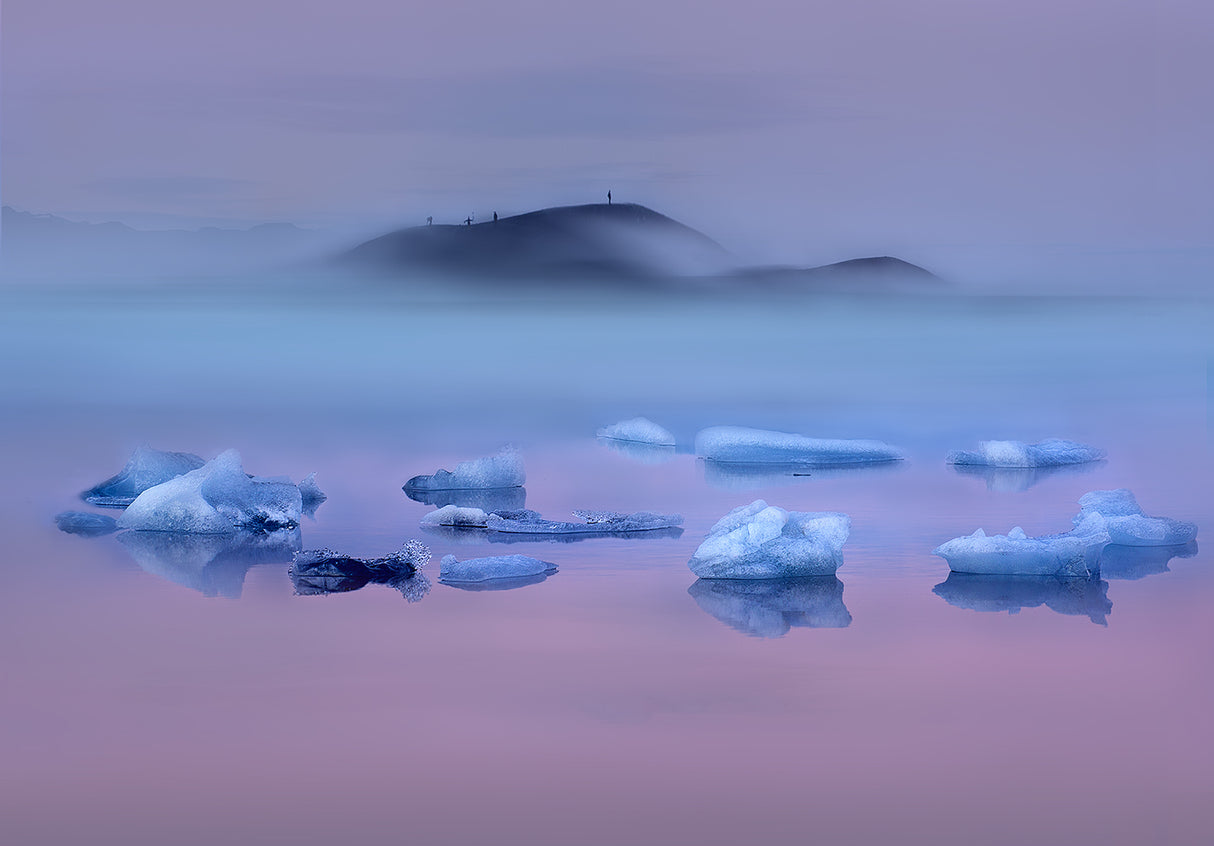 Pink Lake and photographers Poster och Canvastavla