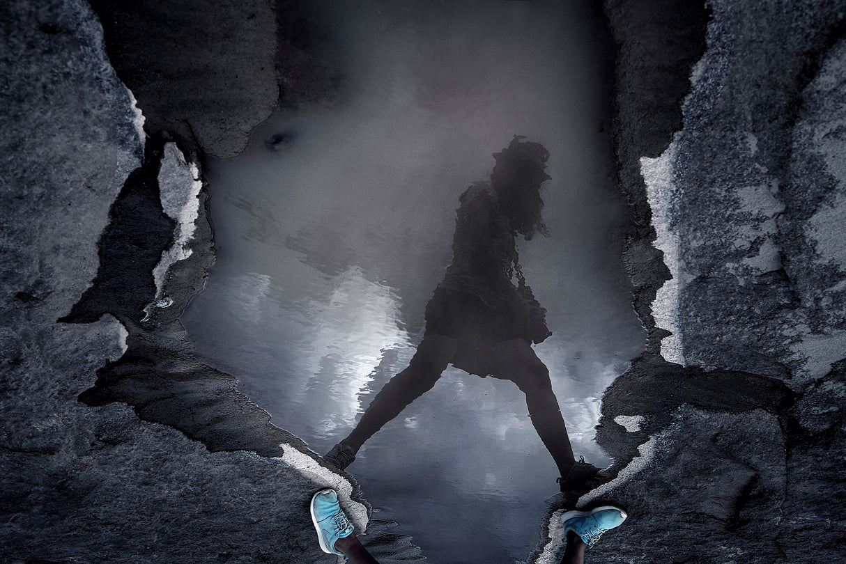 Blue walker Poster och Canvastavla