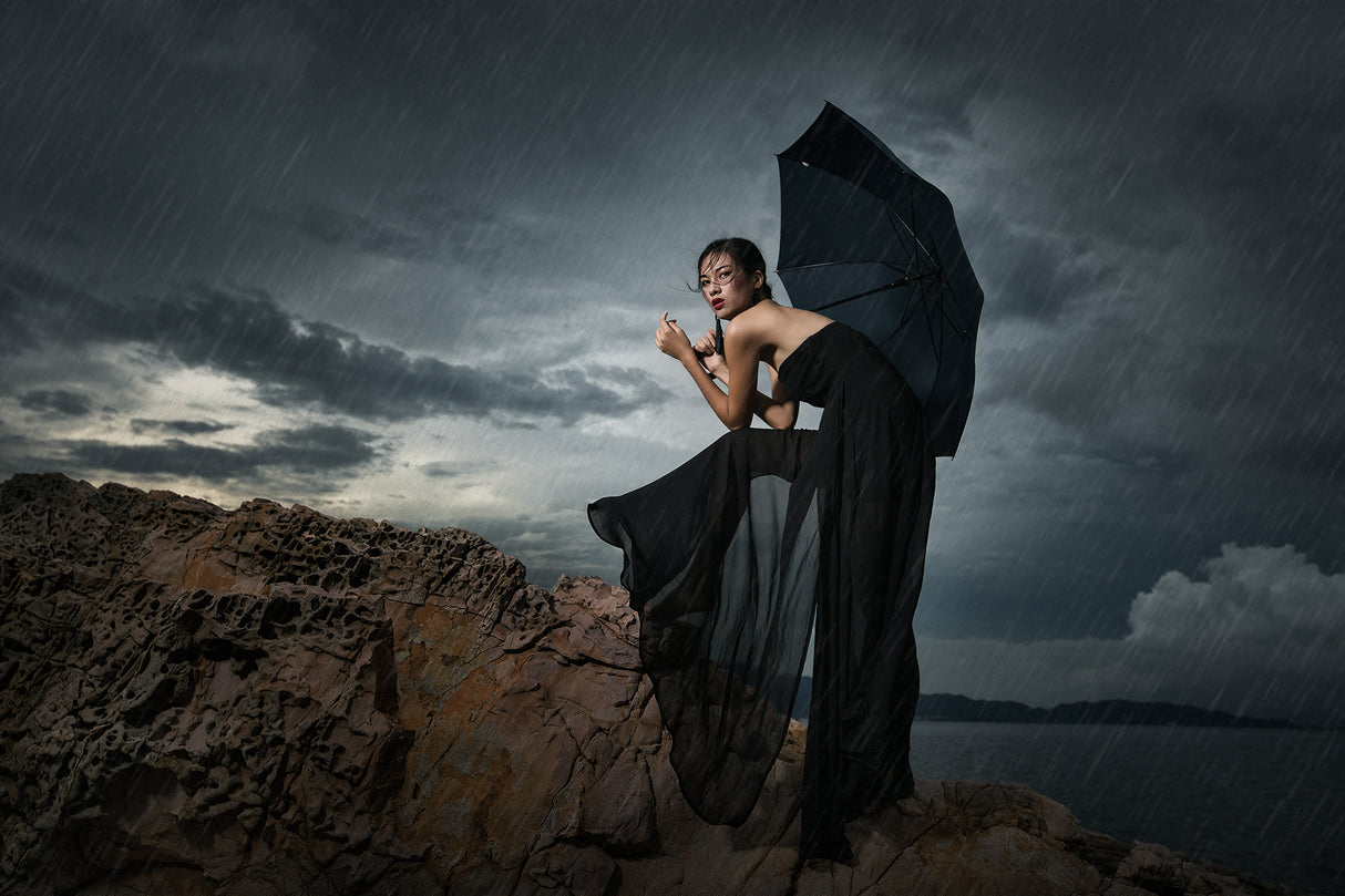 Cloudy and rainy days Poster och Canvastavla