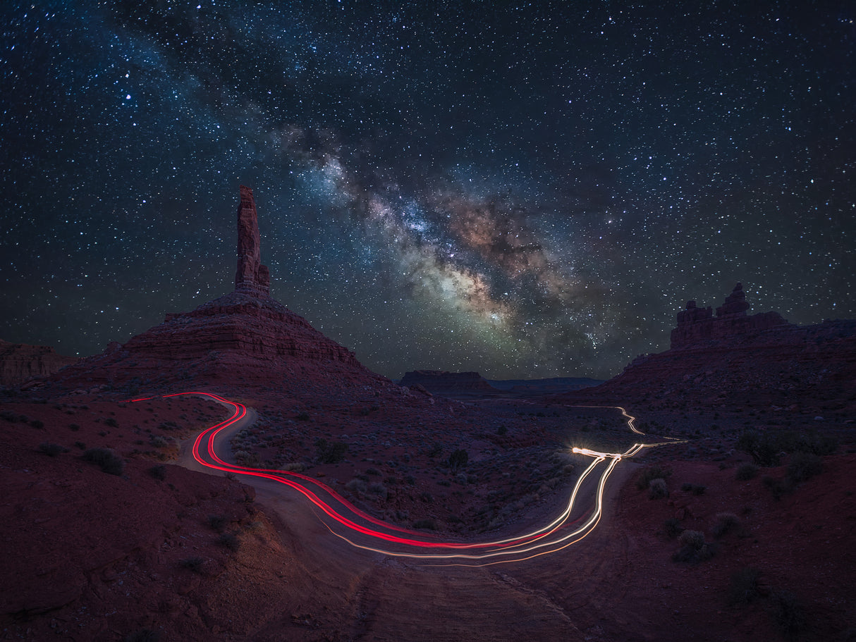 Starry Night in the Red Valley Poster och Canvastavla