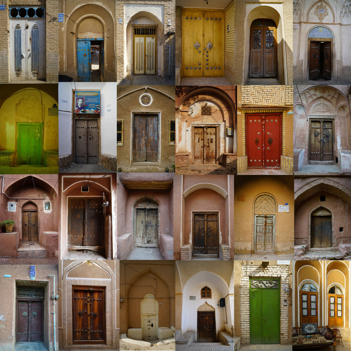 Iranian  doors Poster och Canvastavla