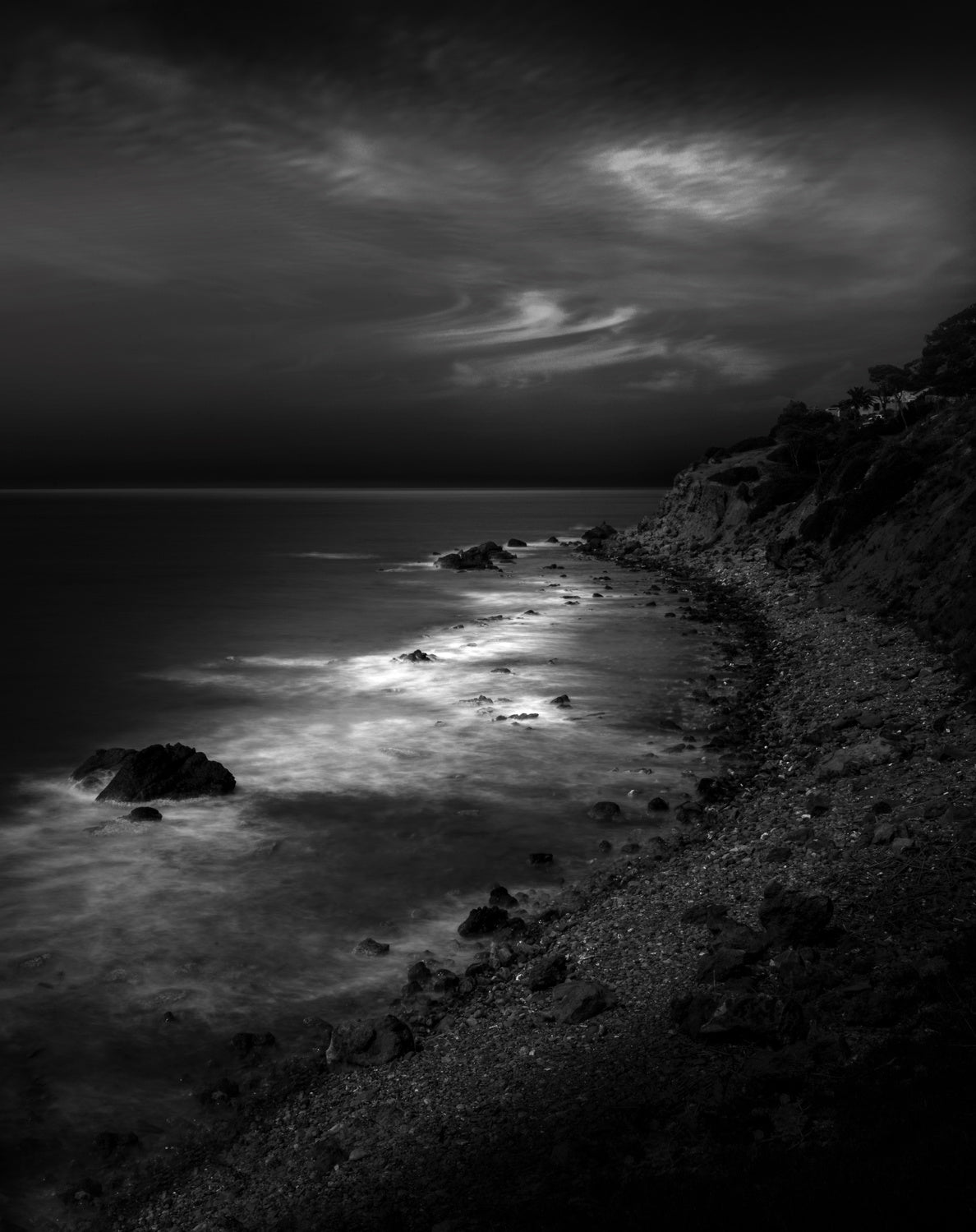 The dark beach Poster och Canvastavla
