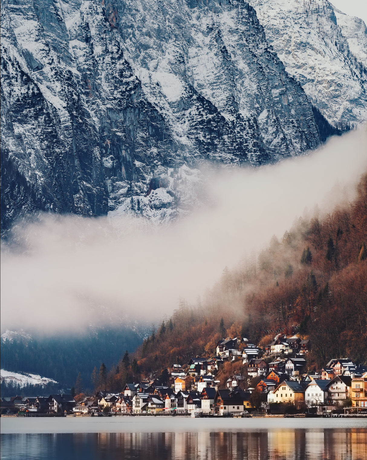 Cloudy Mountain Poster och Canvastavla