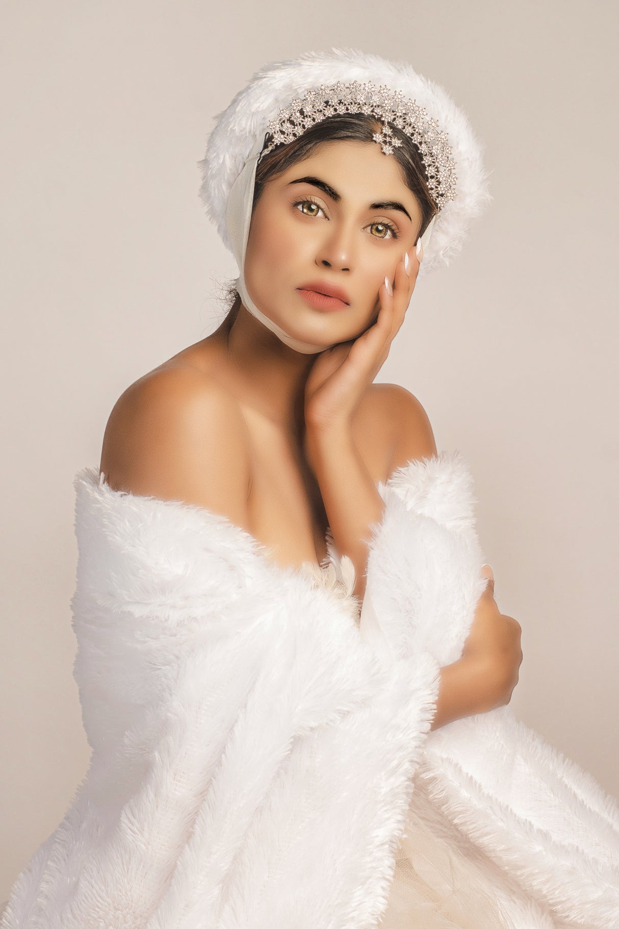 PRINCESS THOUGHTFUL Poster och Canvastavla
