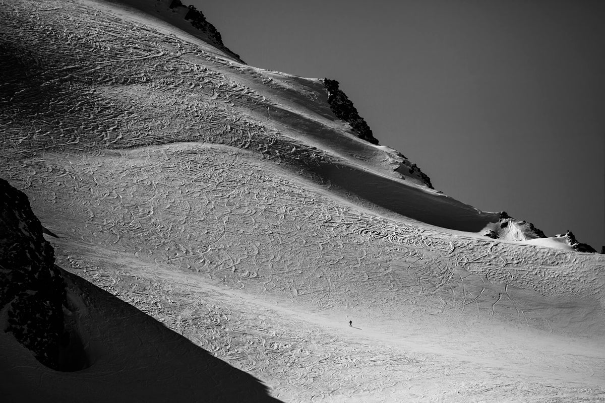 Ascending the scribbled mountain Poster och Canvastavla