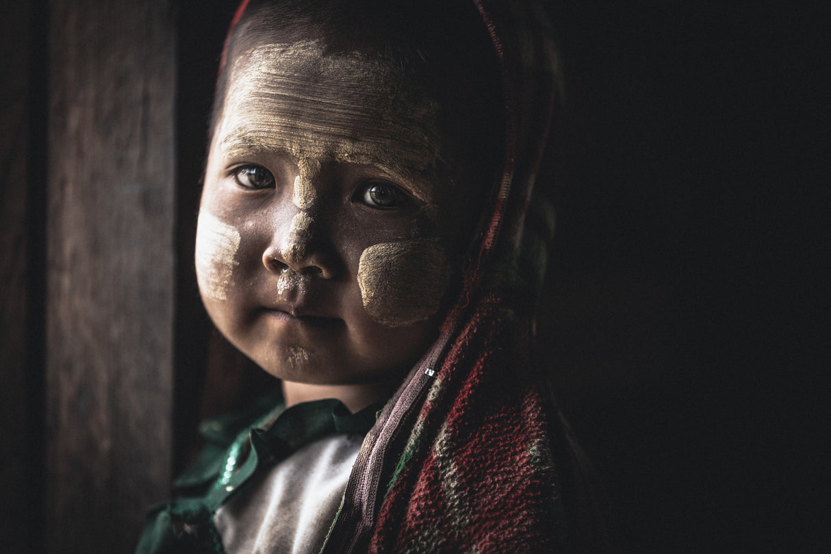 Eyes of  Burma Poster och Canvastavla