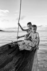 Girls in a Canoe Poster och Canvastavla