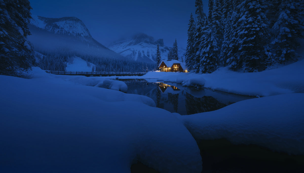 Landscape of Emerald Lake Poster och Canvastavla