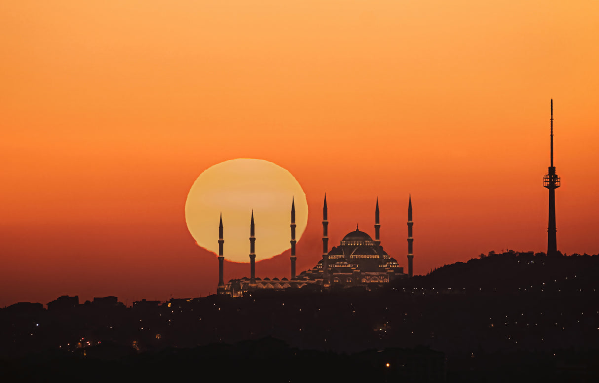 Sunrise in Istanbul Poster och Canvastavla