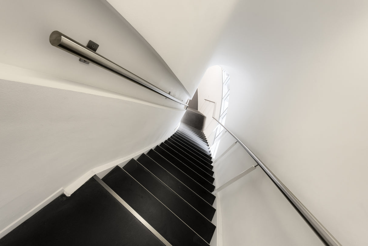 Downstairs Poster och Canvastavla
