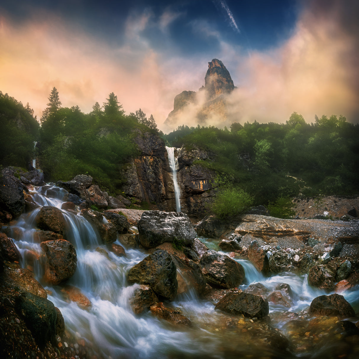 Waterfall... Poster och Canvastavla