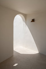 Arch Shadows Poster och Canvastavla
