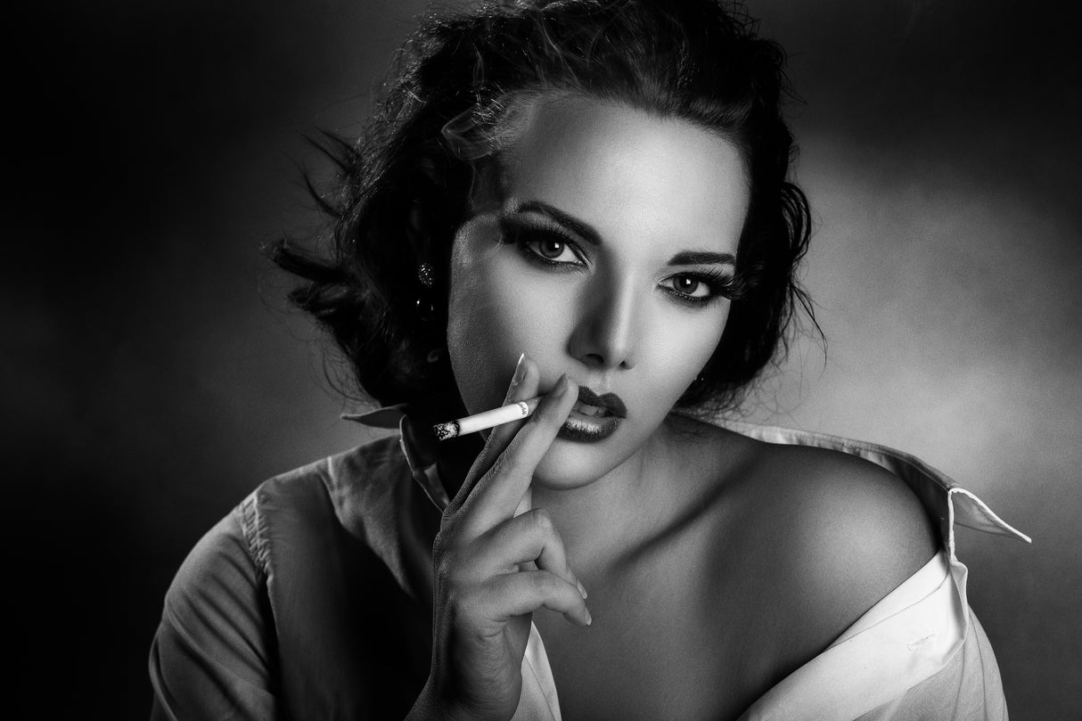 Noir  (Timeless beauty ) Poster och Canvastavla