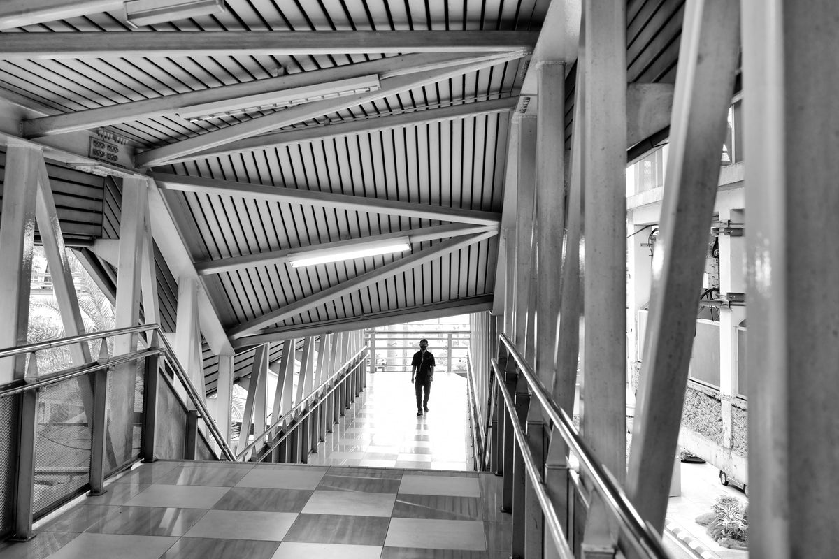 Walkway Poster och Canvastavla