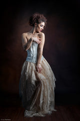 The Lady with the Poor Man's Dress Poster och Canvastavla